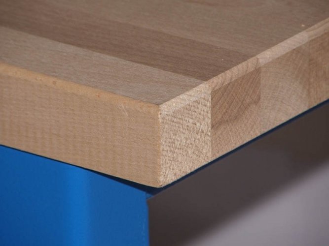 Konstrukce dílenského stolu AXTOR. Pracovní deska na ponk do dílny. Masivní pracovní deska na dílenský ponk.